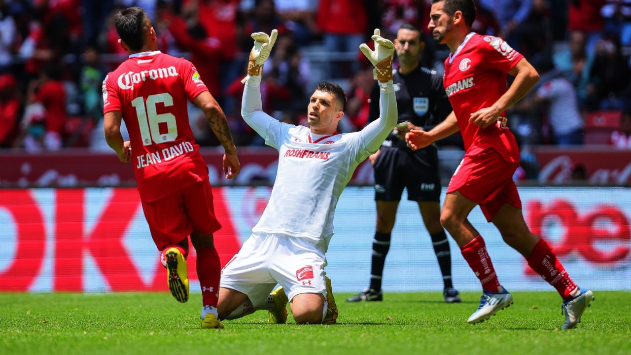 Video Tiago Volpi Anota GOLAZO A Lo PANENKA Frente A Necaxa El10