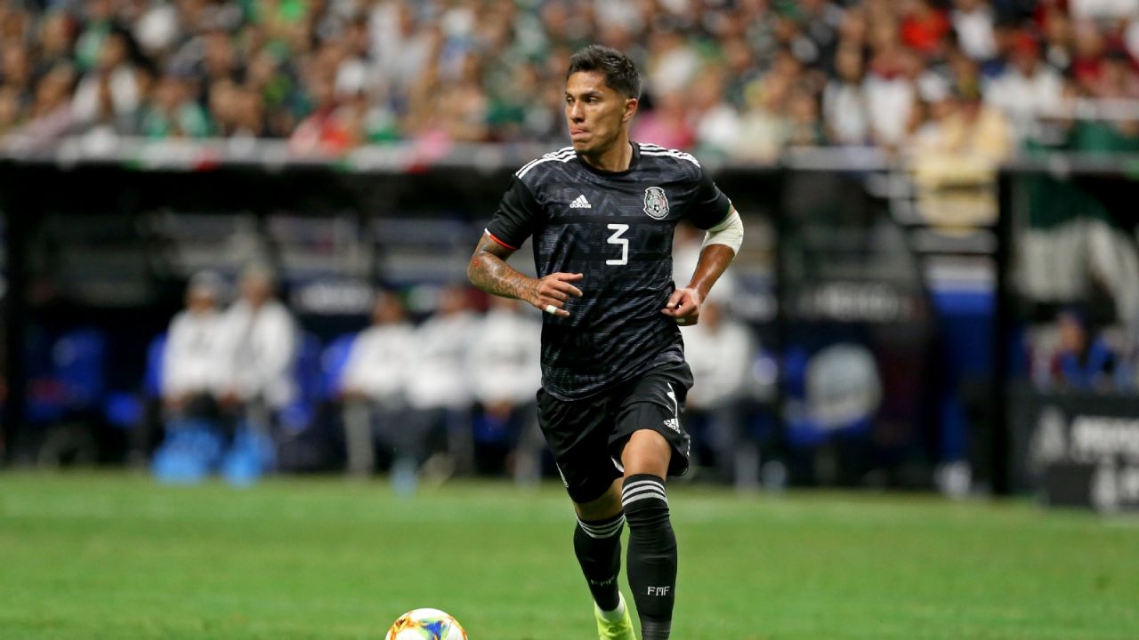 Carlos Salcedo denuncia INJUSTICIA en su contra en la Selección