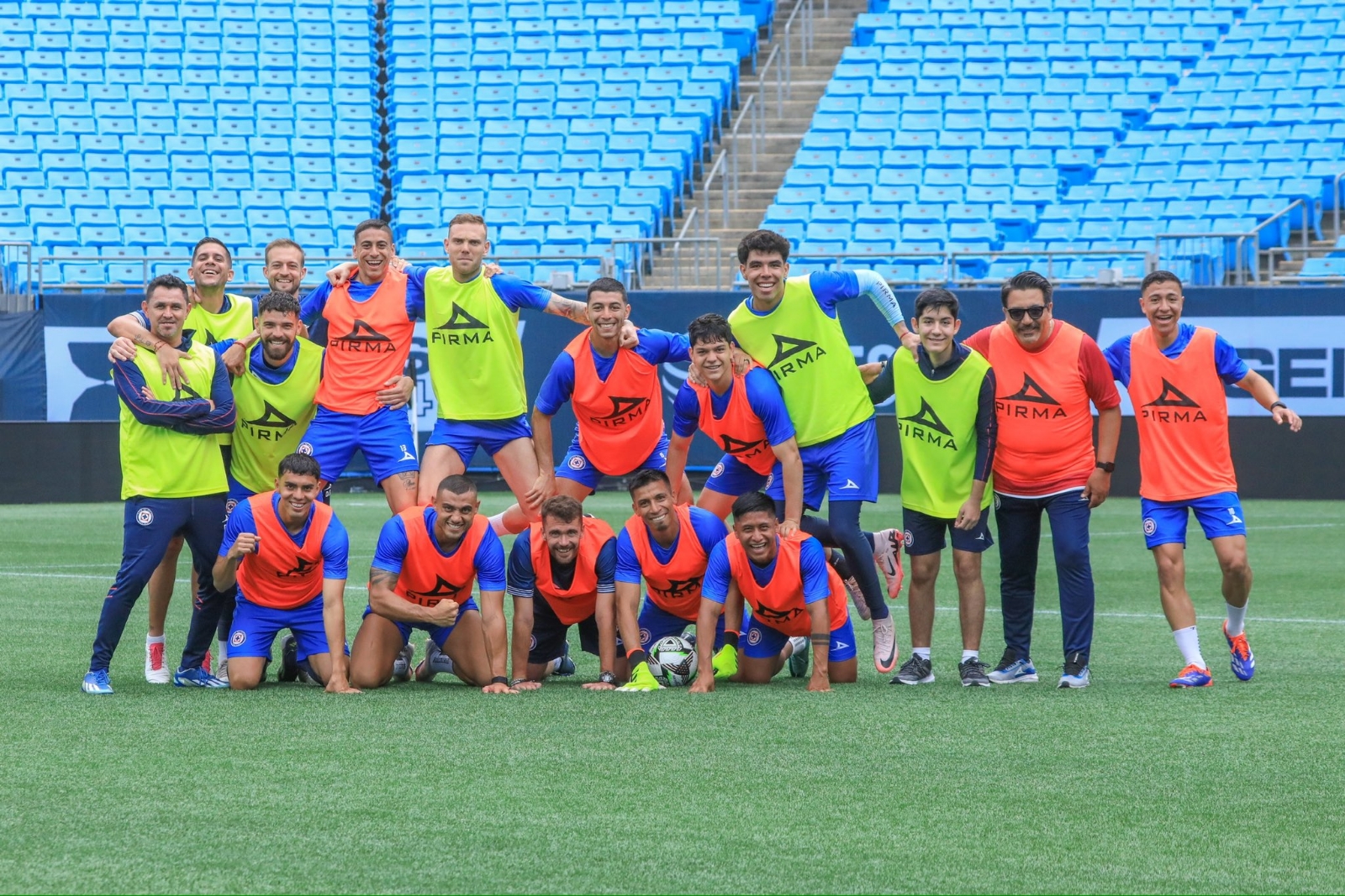Cruz Azul con SERIOS PROBLEMAS para debutar en la Leagues Cup vs Charlotte FC