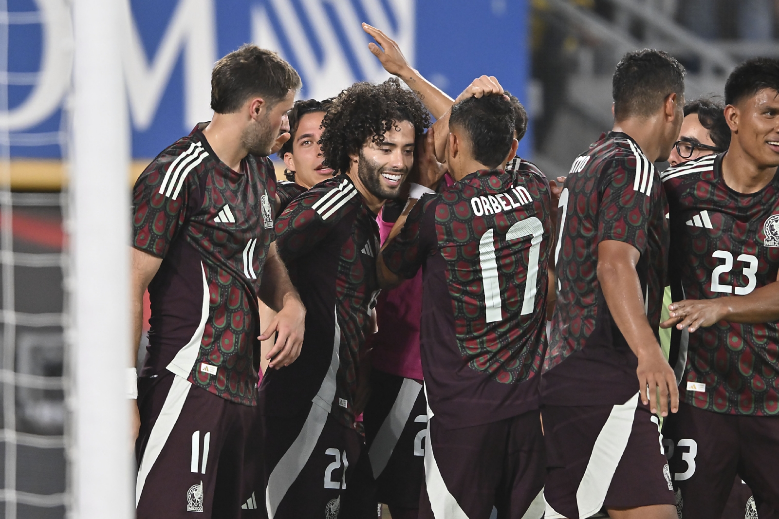 La Selección Mexicana d Javier Aguirre aplasta a Nueva Zelanda en su debut