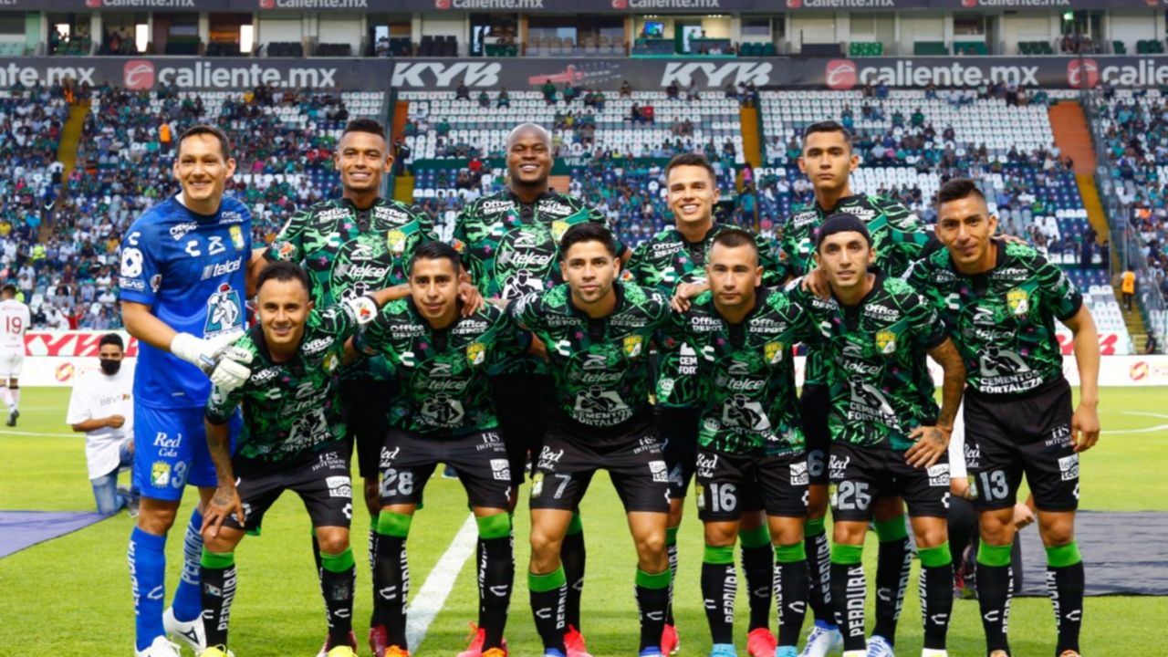 Club León anuncia polémico jersey que simula un periódico 