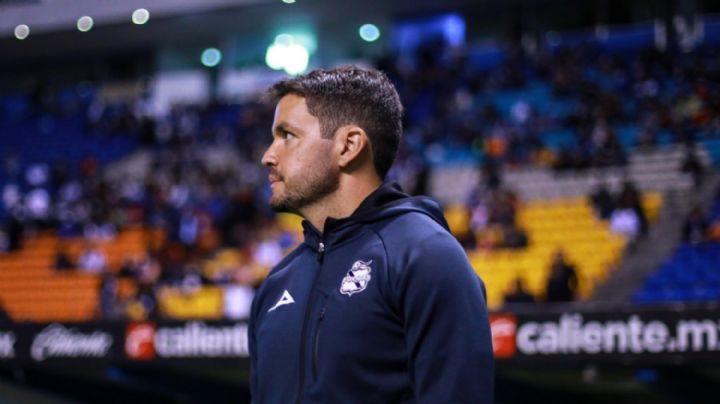 Fuertes críticas de Nicolás Larcamón contra cierto sector de la afición del Club Puebla