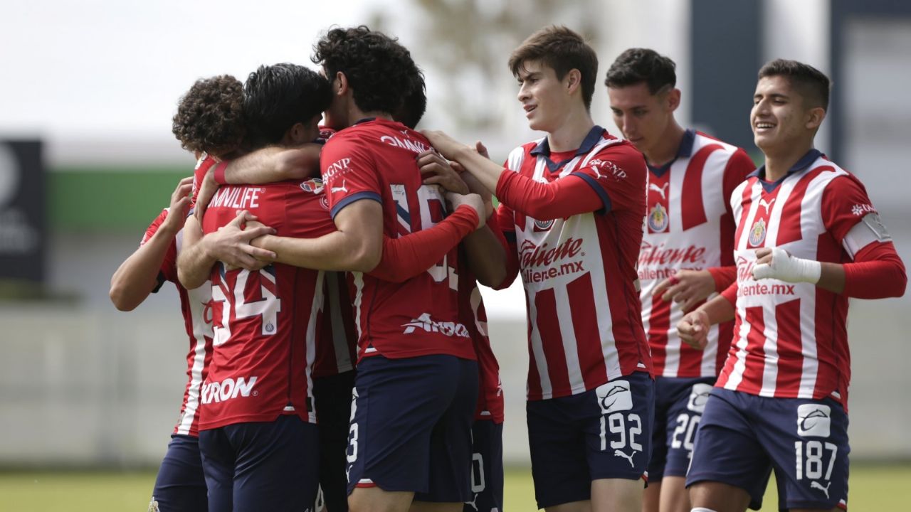 ¿Al Primer Equipo? Canterano de Chivas se afianza como LÍDER DE GOLEO