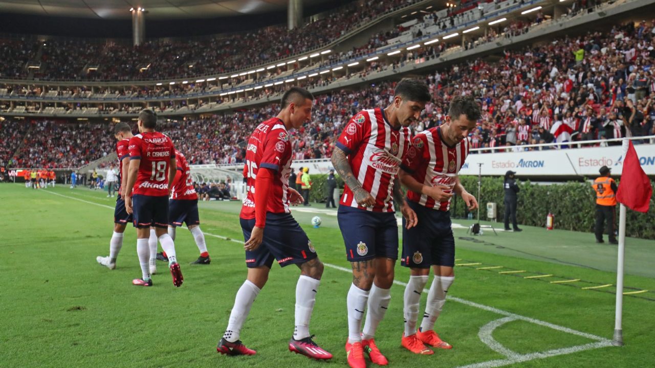 Oficial La CONVOCATORIA de Chivas para sus partidos amistosos en los