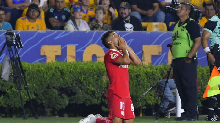 Afición de Toluca ACUSA a Leo Fernández de ‘VENDERSE’ ante Tigres