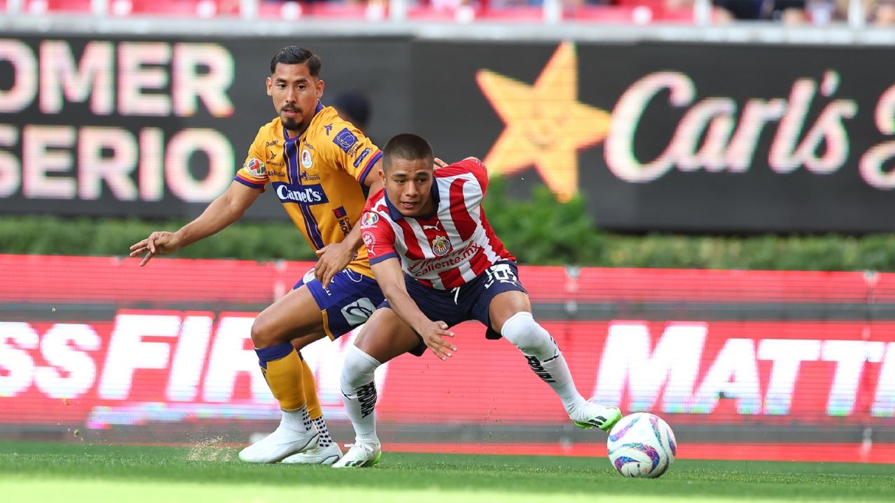 VIDEO Yael Padilla ANOTA su SEGUNDO GOL con Chivas ahora ante Atlético